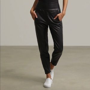 Commando Faux Leather tapered pant Medium
